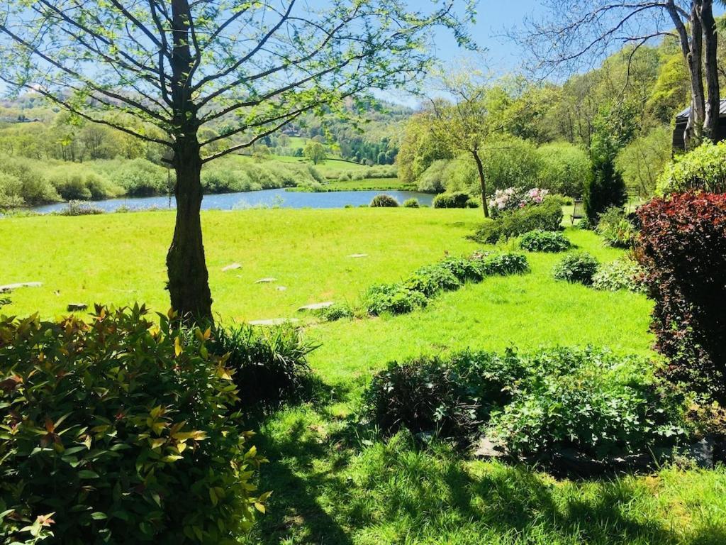 Holiday home Dove Cot Country