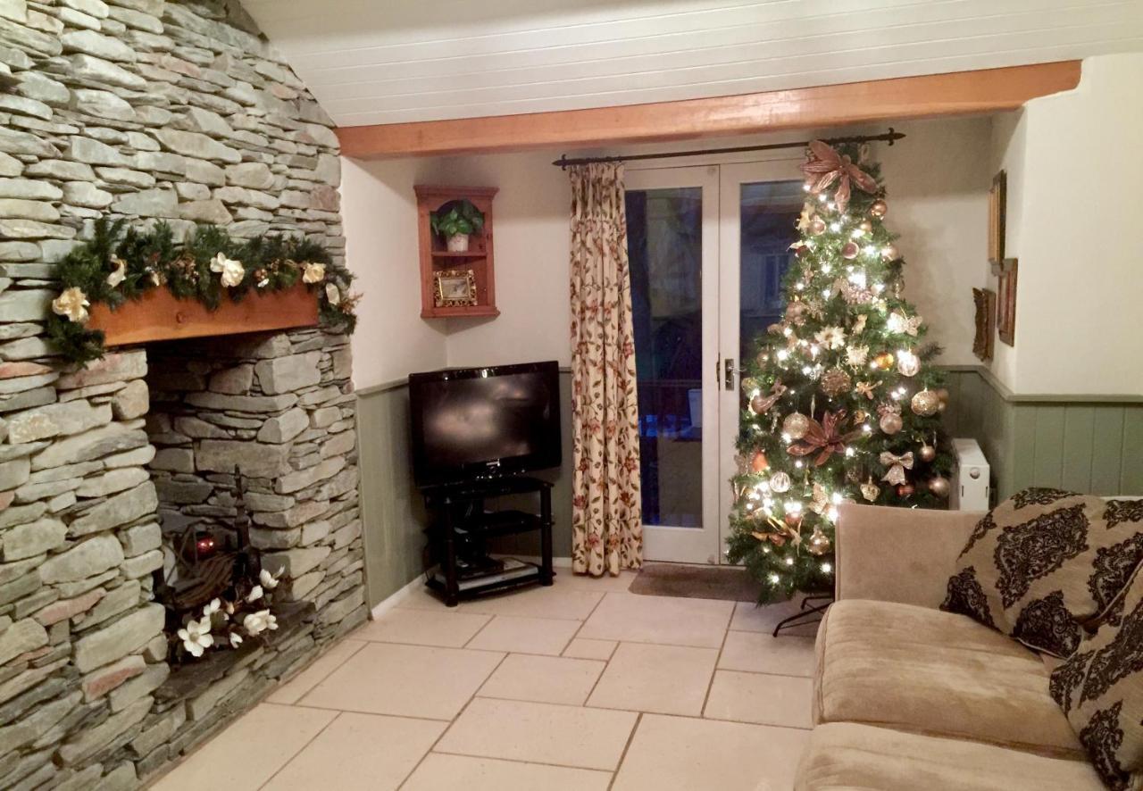 Holiday home Dove Cot Country *