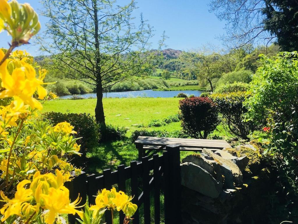 Holiday home Dove Cot Country *